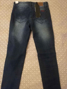 Uued Superdry Teksad Suurus 26/32 (2 foto / 3)