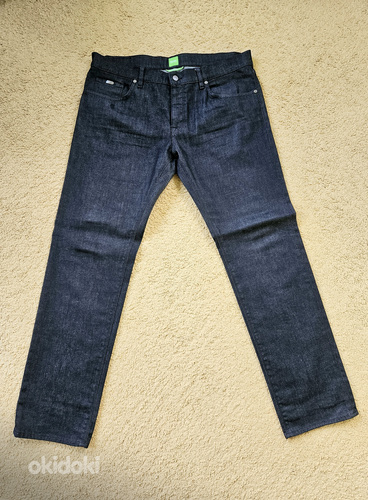 Meeste teksad Hugo Boss.Nr36/32