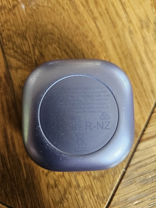 Samsung Galaxy Buds Pro üks kõrvaklapp+laadimiskarpi (3 foto / 3)