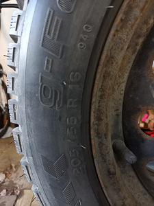BFgoodrich 205x55 R16 с дисками Toyota Avensis 5x100 (3 фото из 3)