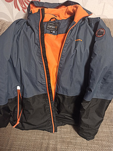 Sügisjope Icepeak poisile, pikkus 176 cm. (1 foto / 3)
