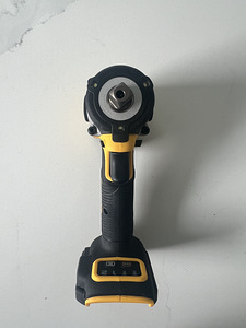 Akulöökmutrikeeraja DeWalt DCF922 (3 foto / 3)