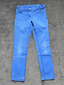 Benetton püksid 140 suurusele (1 foto / 2)