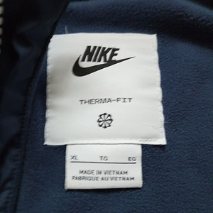 Nike jope (3 foto / 5)