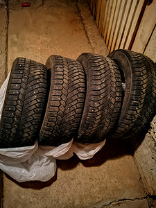Continental R16 215/60 (1 foto / 5)