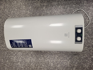 Soojaveeboiler / Boiler ELECTROLUX Formax 100 (1 foto / 3)