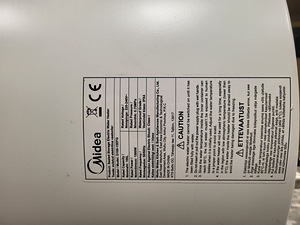 Boiler Midea 100l (3 foto / 3)