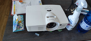 Optoma gt1080 projektor + suur ekraan (1 foto / 5)