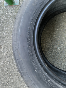 Шины 235/65/R17 Michelin (4 фото из 7)