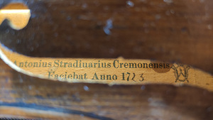 Heas korras käsitöö 4/4 viiul. (8 foto / 8)