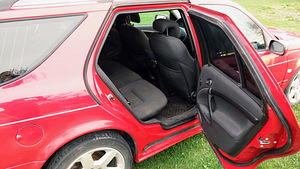 Saab 9-5 (8 foto / 10)