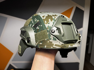 Airsoft taktiline kiiver (1 foto / 2)