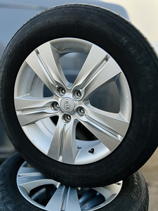 Kia veljed 5x114.30 (2 foto / 3)