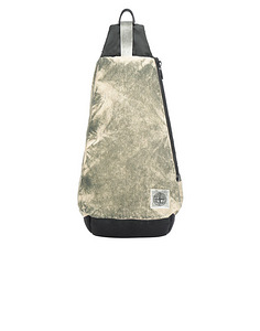 STONE ISLAND one-shoulder backpack green (1 foto / 10)