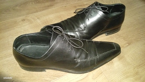 Hugo boss kingad, 9 made in italy (3 foto / 3)