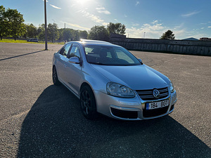 VW JETTA 1.9 77 TDI (1 foto / 10)