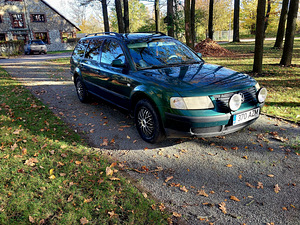VW PASSAT 1.9 85 TDI (2 foto / 7)