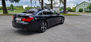 BMW 740XD полная комплектация (5 фото из 8)