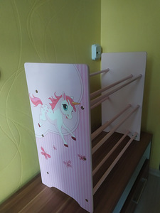 Riiul 🦄 ükssarvik, ideaalses korras. (2 foto / 3)