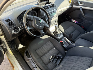 Skoda Octavia varuosadeks (4 foto / 4)