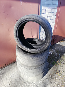 Шины Good Year 255/40 R19 (5 фото из 5)