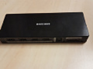 SAMSUNG One connect box (3 foto / 3)