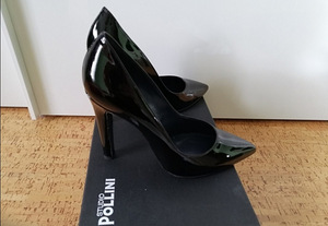 Туфли Pollini, р. 40, новые (1 фото из 3)