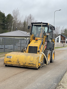 Аренда экскаватора-погрузчика трактор JCB 1CX (6 фото из 7)
