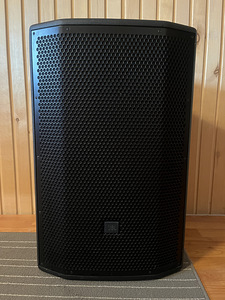 Продается Jbl колонка (3 фото из 4)