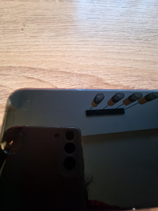 iPhone SE 2020 (2 фото из 3)