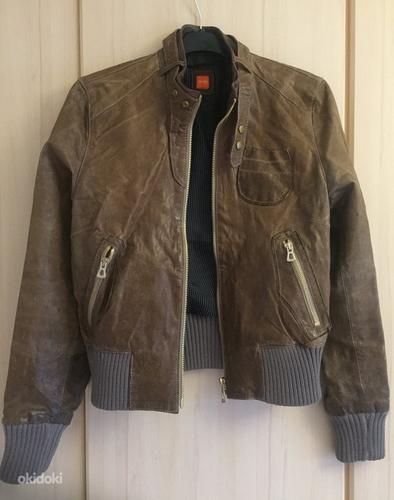 Hugo Boss nahk jope,suurus S,originaal Sold