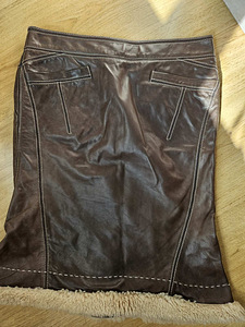 Just Cavalli kostüüm,suurus 40IT,nähk,originaal (3 foto / 7)