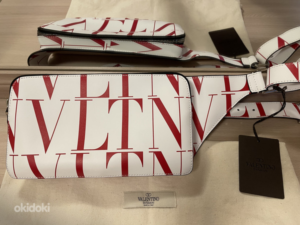 Valentino Garavani новая сумка, кожа, оригинал Sold