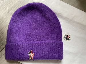 Moncler uus müts,originaal (1 foto / 3)
