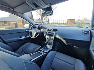Volvo V50 Momentum 1.6 D 80kW, JÄRELMAKS! (10 foto / 15)