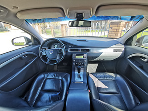 Volvo V70 Momentum 2.4 D5 129kW, JÄRELMAKS! (10 foto / 15)