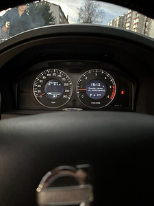 Volvo V70 2.4D 120kw 2008 a. (6 foto / 10)