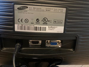 Samsung S24A300H (2 foto / 2)