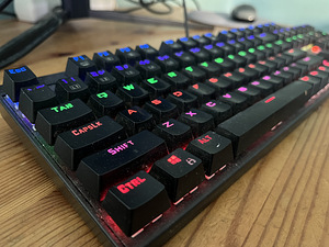 Aukey gaming mehhaaniline klaviatuur (1 foto / 2)
