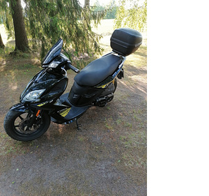 Motoroller Kymco Super 8 (50cm3) 2009a (2 foto / 2)