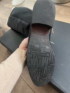 Ботинки Tommy Hilfiger 40 (3 фото из 3)