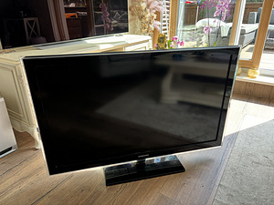 Samsung teler 46 tolli (1 foto / 3)