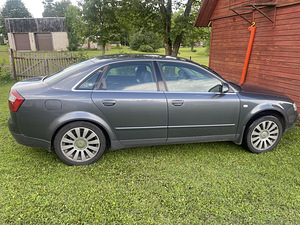 Audi a4 1.9 74kw (6 foto / 6)