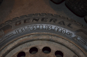 4 ratast 185/65 r15 naastrehvidega opelile (5 foto / 5)