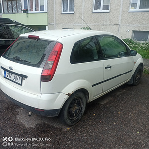 Ford Fiesta 1.4 TDCi 50kW (2 foto / 2)