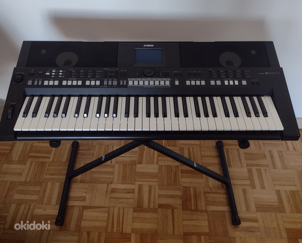Yamaha PSR 650