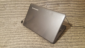 Lenovo G550 (3 foto / 4)