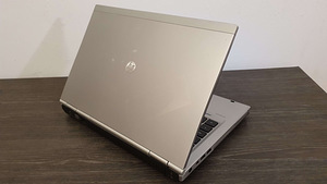 Hp elitebook 8460p (3 foto / 4)