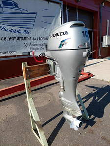 Honda paadimootor 10hp 4stroke (1 foto / 6)
