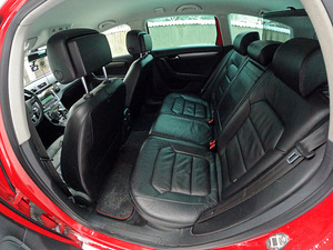 VW PASSAT B7 4MOTION (9 foto / 9)